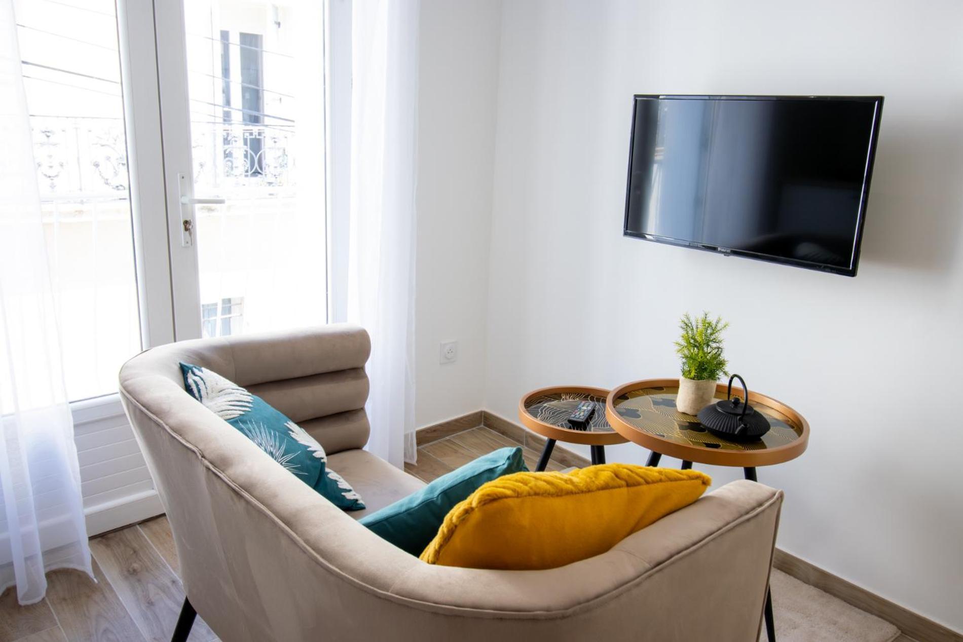 Charmant Studio Climatise 'Alma 1' - Beziers Centre - Wifi Fibre - Netflix Daire Dış mekan fotoğraf